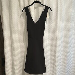She and Sky Black V-Neck Sheath Mini Dress